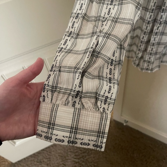 Boho style blouse from Loft - Picture 2 of 4